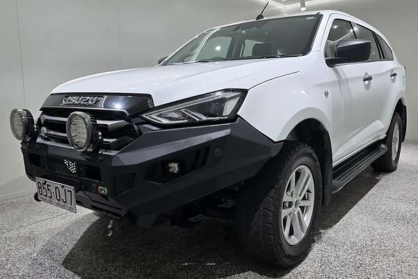 2021 Isuzu MU-X LS-M
