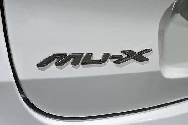 2021 Isuzu MU-X LS-M
