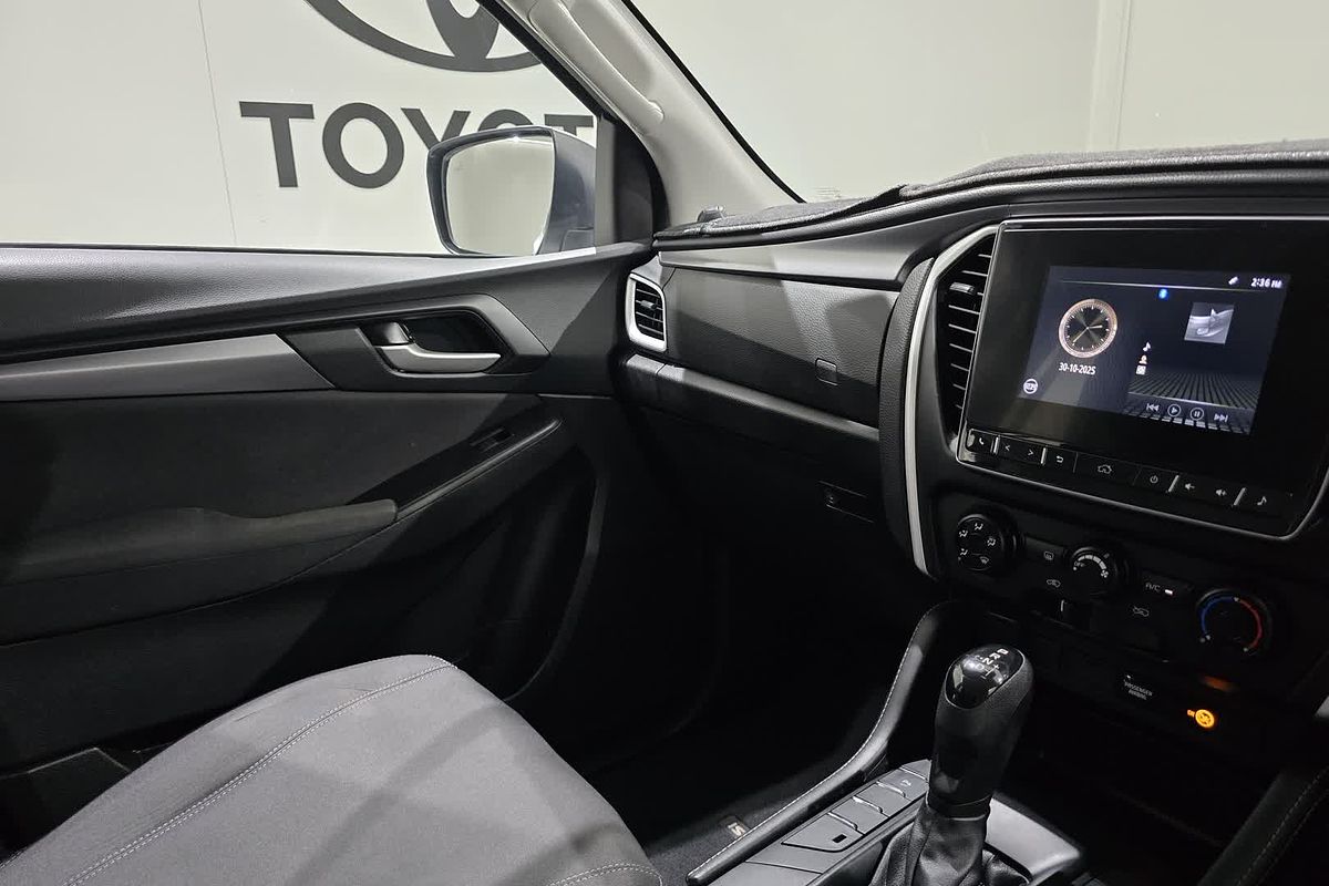 2021 Isuzu MU-X LS-M