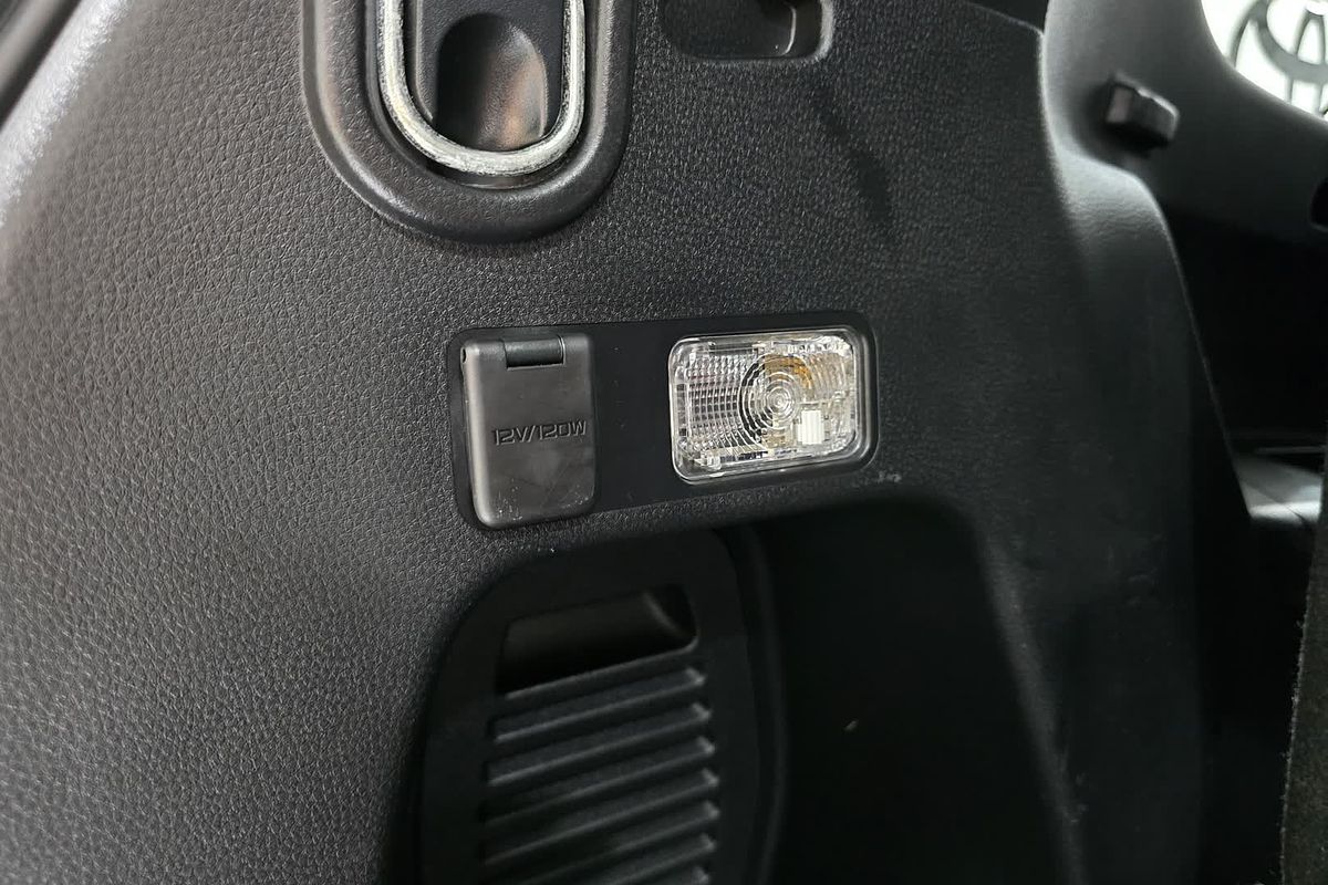 2021 Isuzu MU-X LS-M