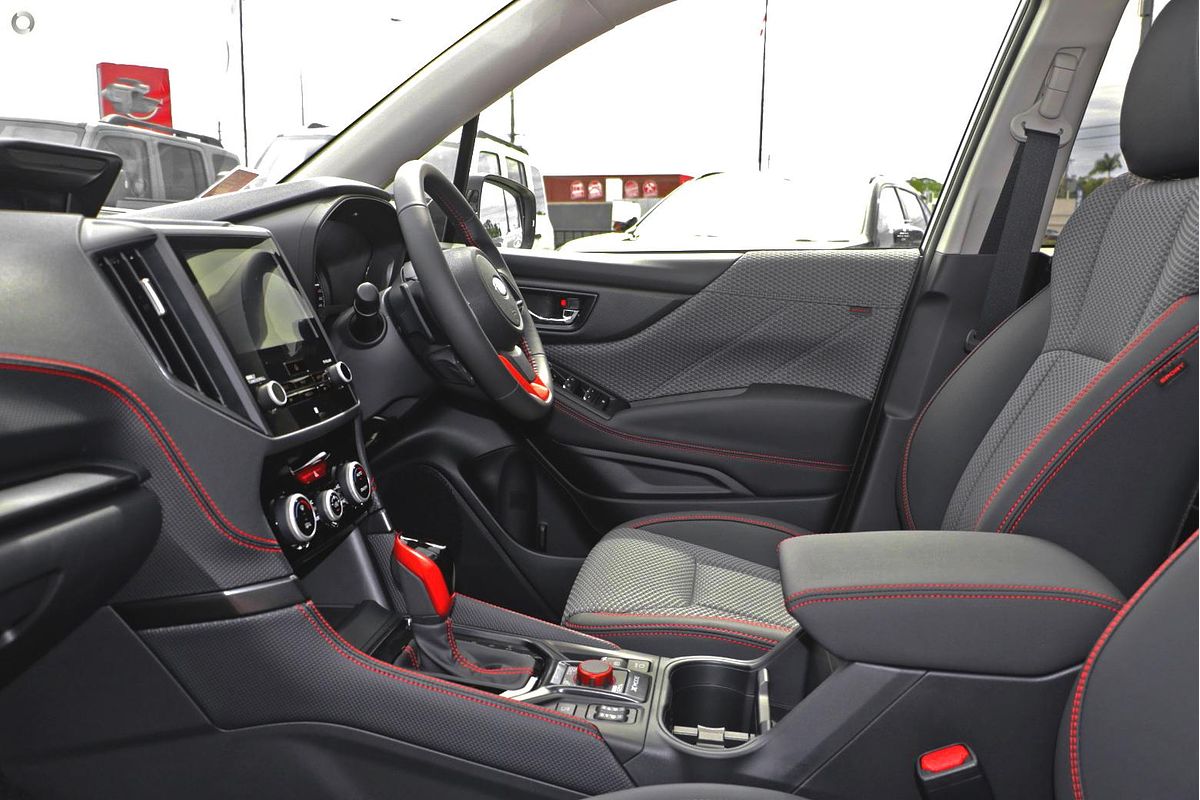 2025 Subaru Forester 2.5i Sport S5