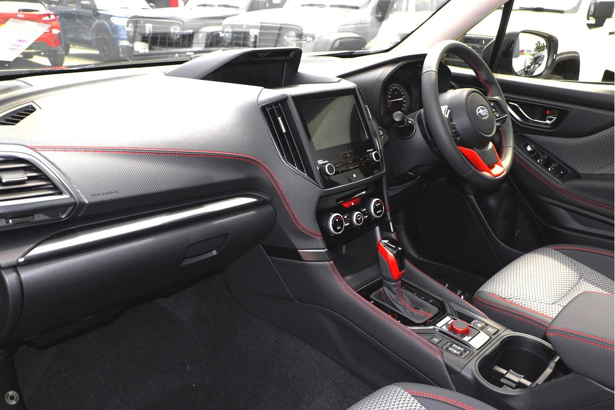 2025 Subaru Forester 2.5i Sport S5