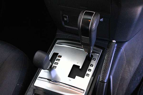 2016 Mitsubishi Pajero GLX NX