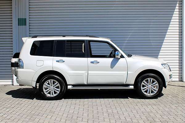 2016 Mitsubishi Pajero GLX NX