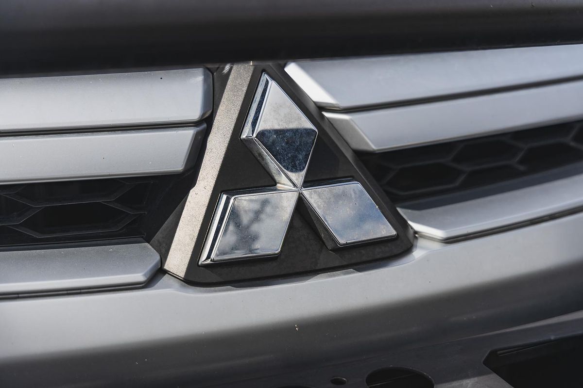 2019 Mitsubishi Triton GLS MR 4X4