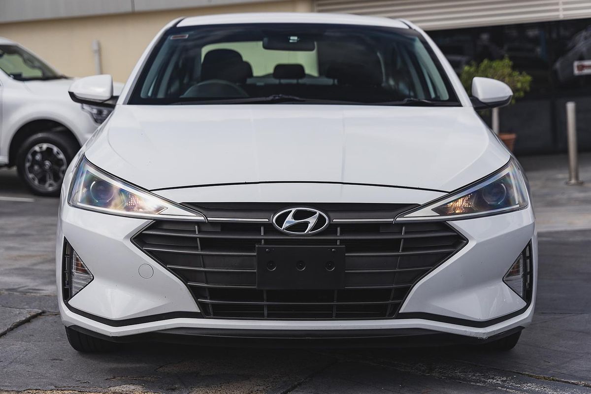 2019 Hyundai Elantra Go AD.2