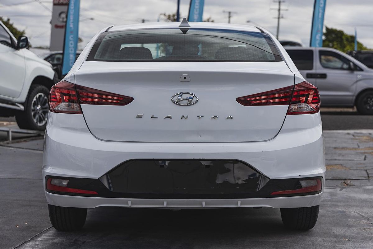 2019 Hyundai Elantra Go AD.2