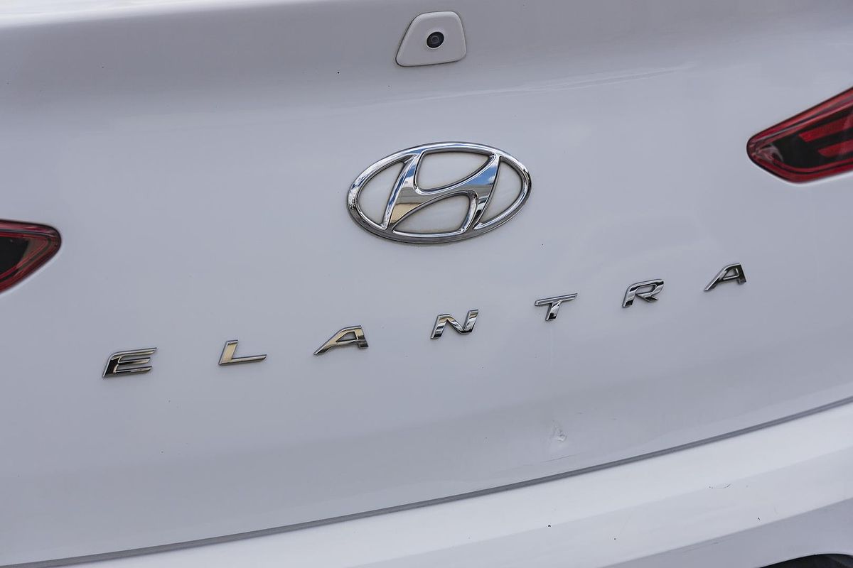 2019 Hyundai Elantra Go AD.2