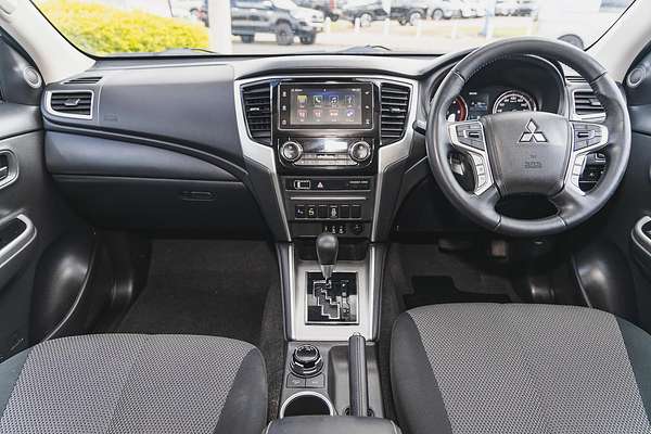 2019 Mitsubishi Triton GLS MR 4X4