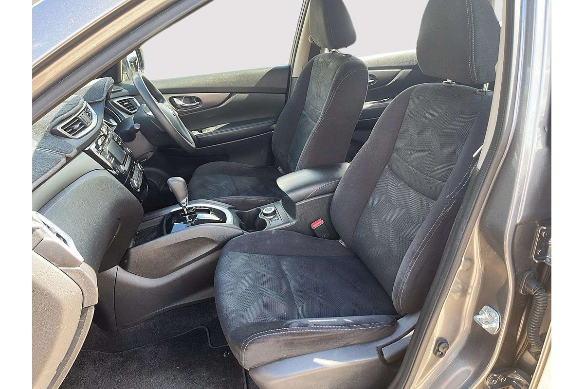 2014 Nissan X-TRAIL ST T32