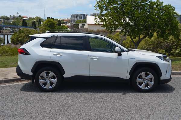 2021 Toyota RAV4 GXL AXAH54R