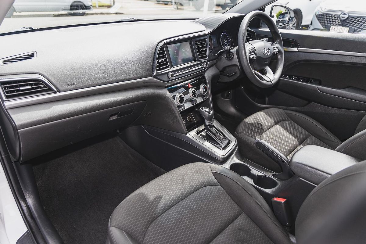 2019 Hyundai Elantra Go AD.2