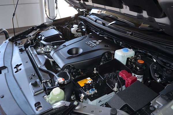 2024 Mitsubishi Pajero Sport GLX QG