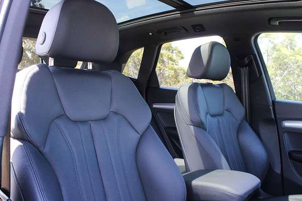 2024 Audi Q5 55 TFSI e S line FY