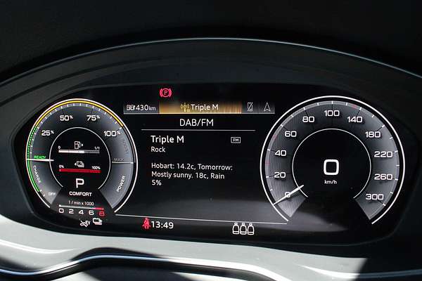 2024 Audi Q5 55 TFSI e S line FY