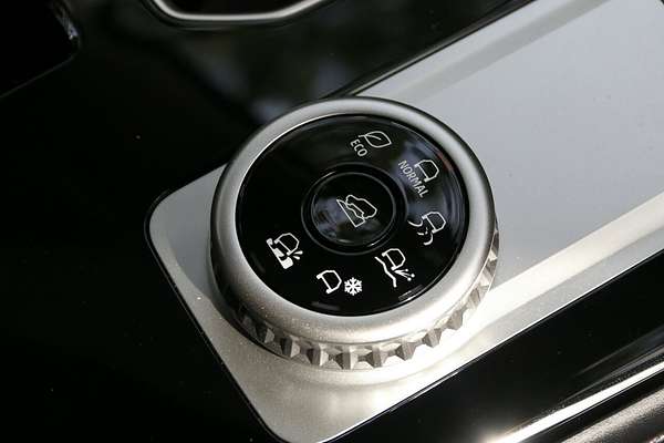 2025 Mitsubishi Outlander Aspire ZM