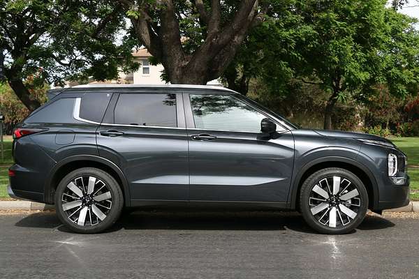 2025 Mitsubishi Outlander Aspire ZM