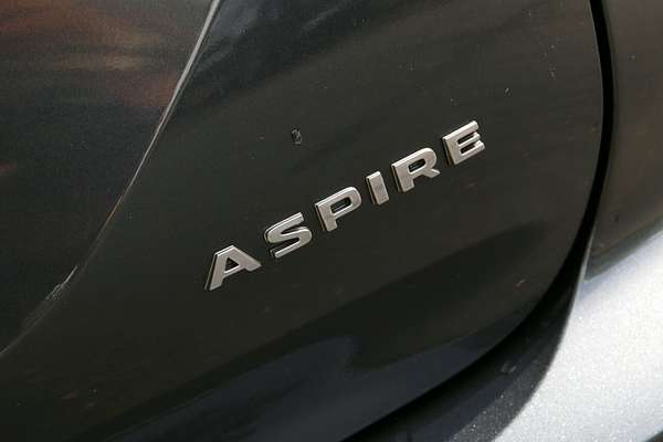 2025 Mitsubishi Outlander Aspire ZM