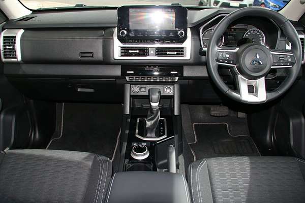 2024 Mitsubishi Triton GLS MV 4X4