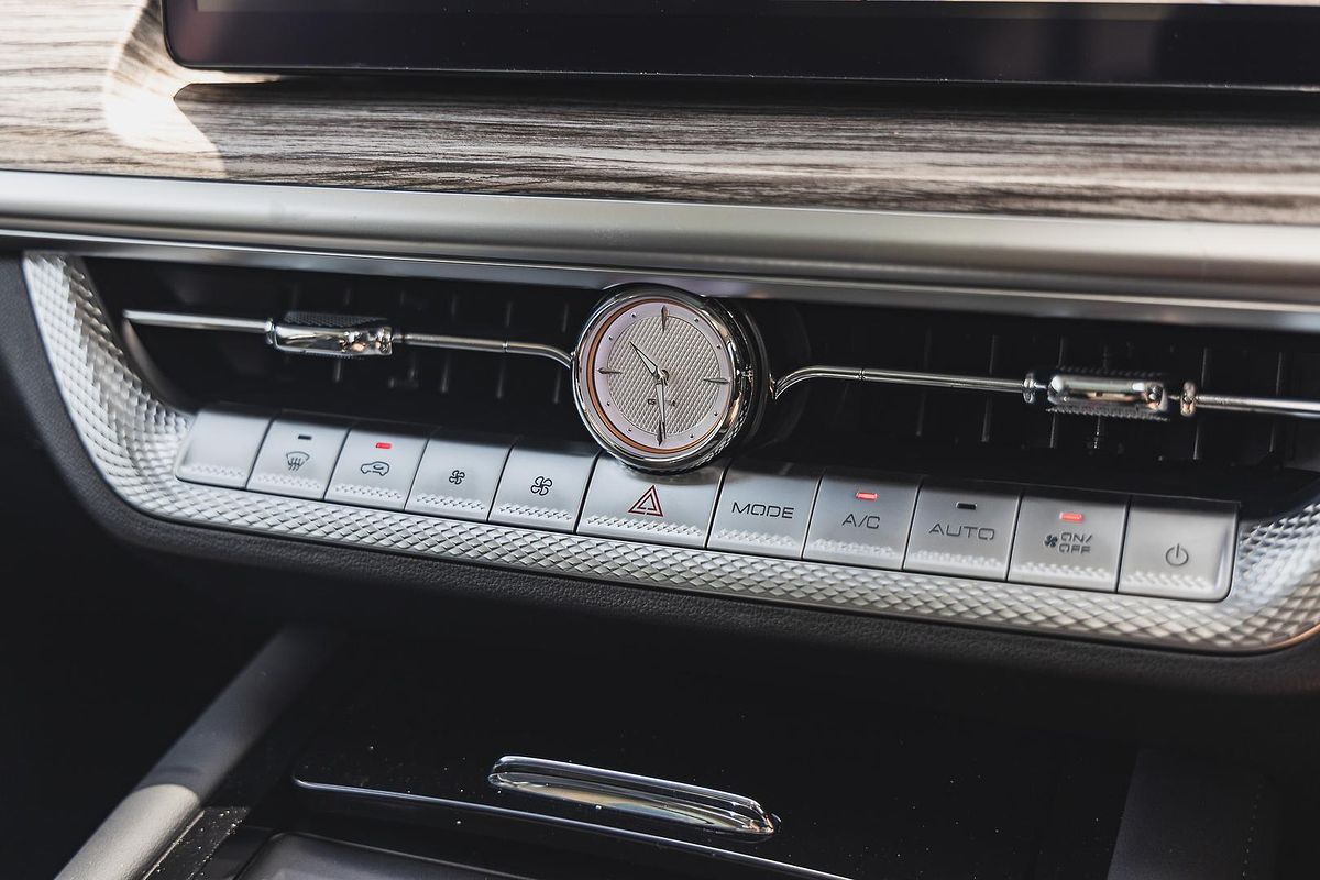 2025 GWM Cannon Alpha Ultra PHEV P05 4X4