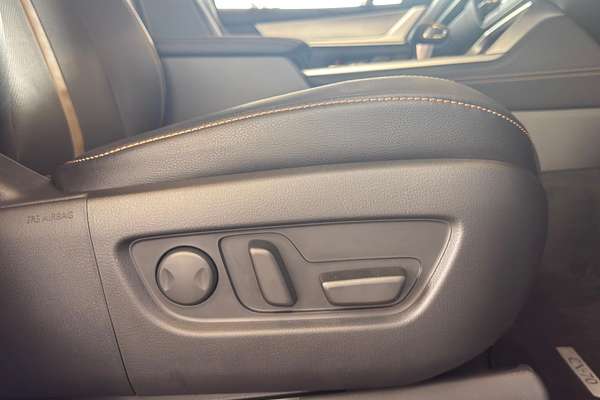 2025 Mazda CX-70 G50e Azami KJ