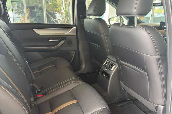 2025 Mazda CX-70 G50e Azami KJ