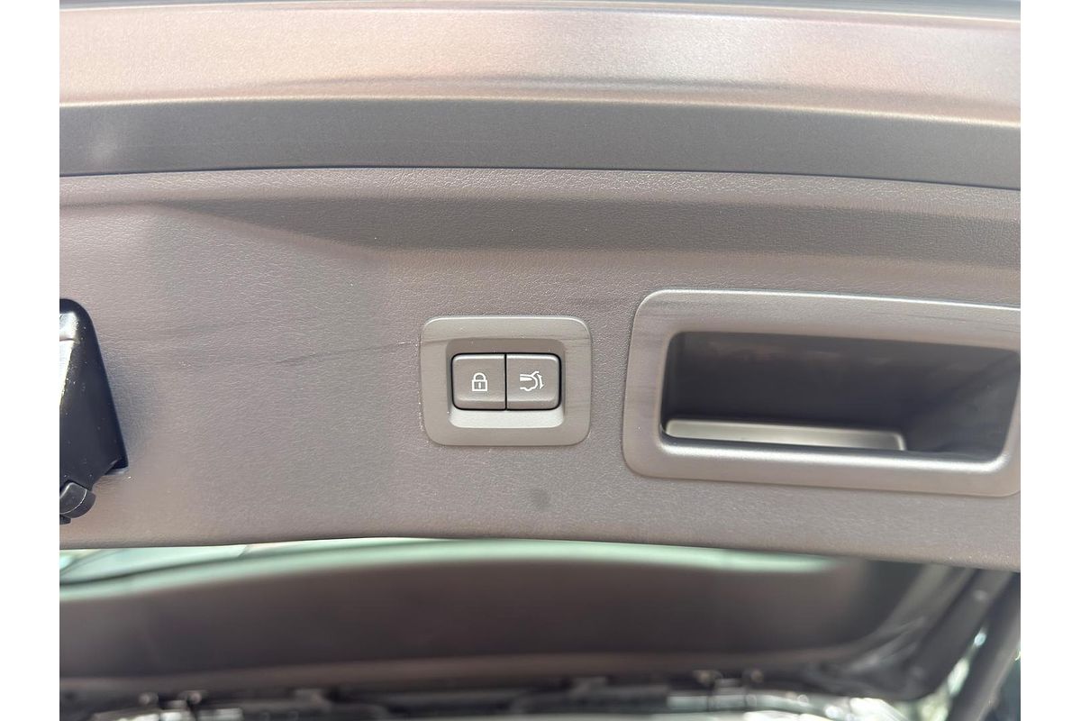 2025 Mazda CX-70 G50e Azami KJ