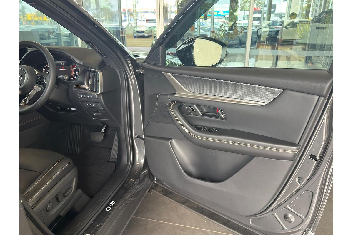 2025 Mazda CX-70 G50e Azami KJ
