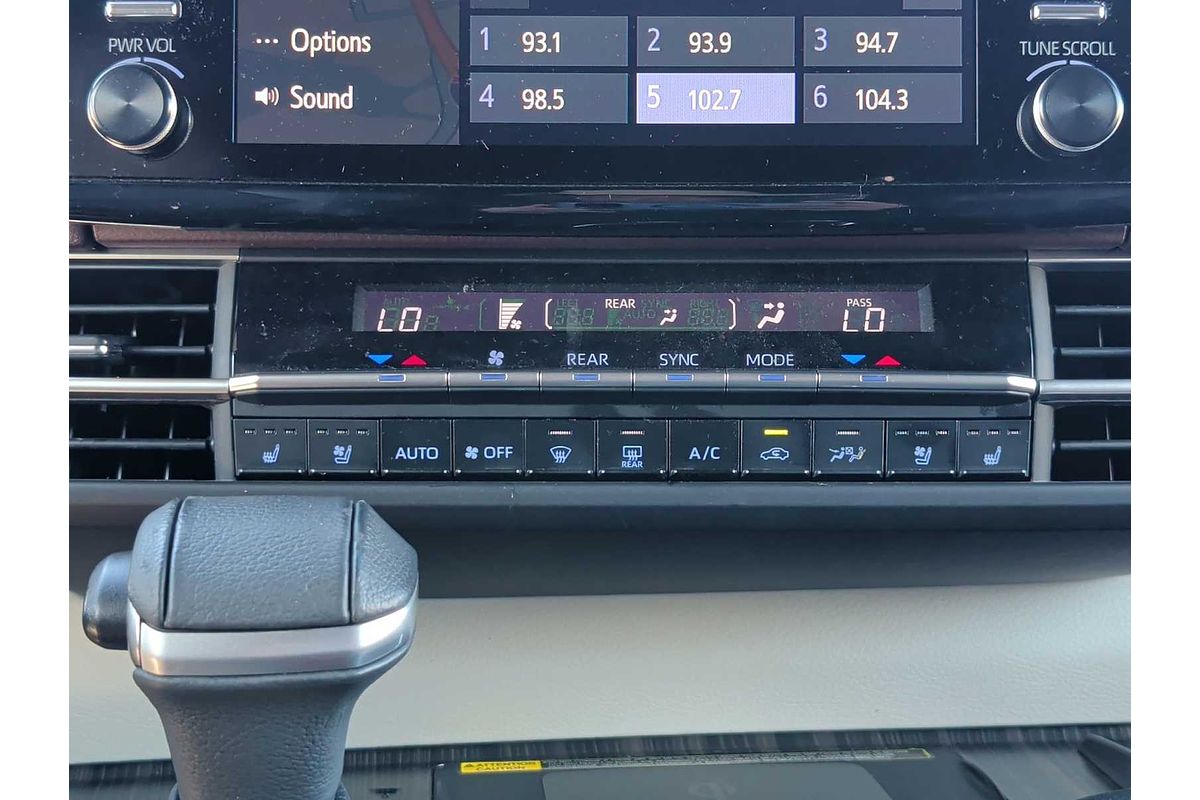 2022 Toyota SIENNA Platinum