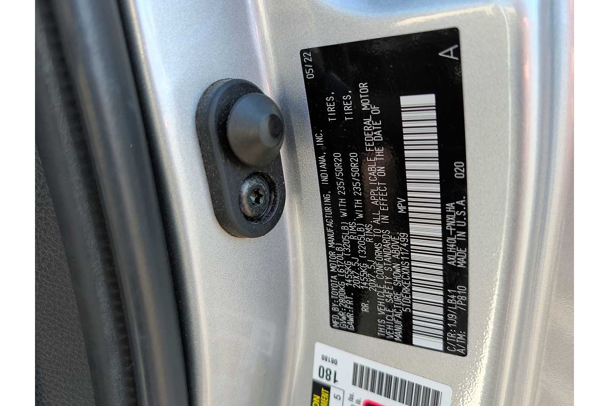 2022 Toyota SIENNA Platinum