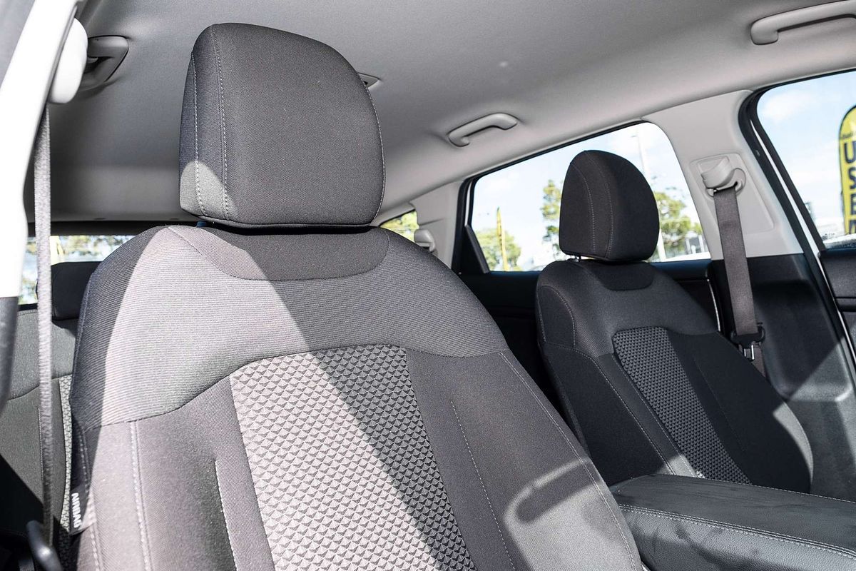 2024 Kia Sportage S NQ5