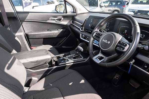 2024 Kia Sportage S NQ5