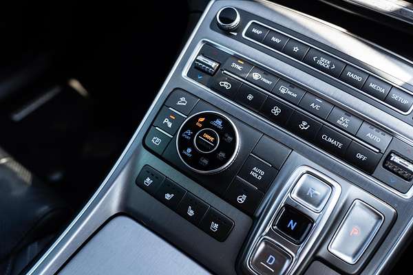 2022 Hyundai Santa Fe Highlander TM.V4