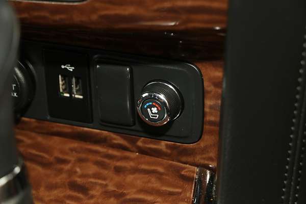 2022 Nissan Patrol Ti-L Y62