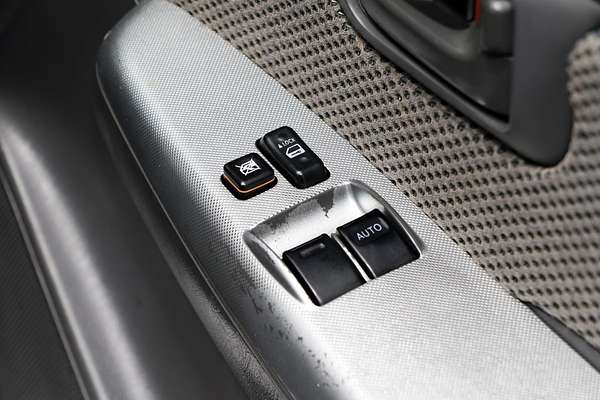 2012 Toyota Hilux SR KUN26R 4X4