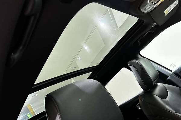 2022 Jeep Compass S-Limited M6