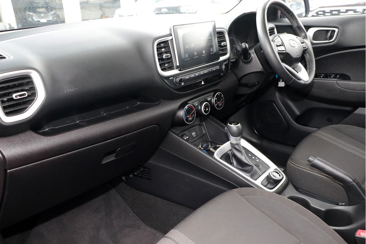 2020 Hyundai Venue Active QX.2