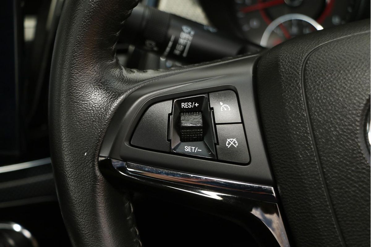 2016 Holden Ute SV6 VF Series II Rear Wheel Drive