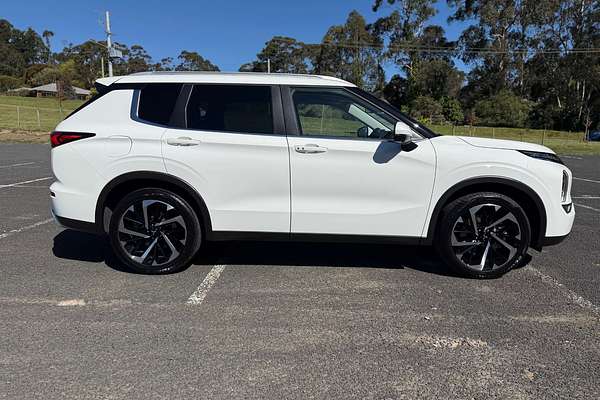 2025 Mitsubishi Outlander Aspire ZM