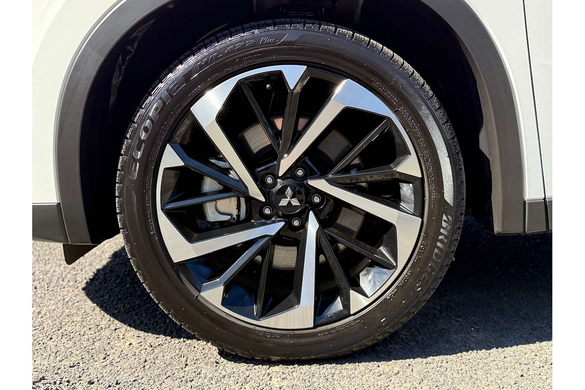 2025 Mitsubishi Outlander Aspire ZM