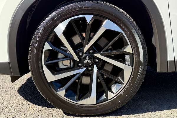 2025 Mitsubishi Outlander Aspire ZM