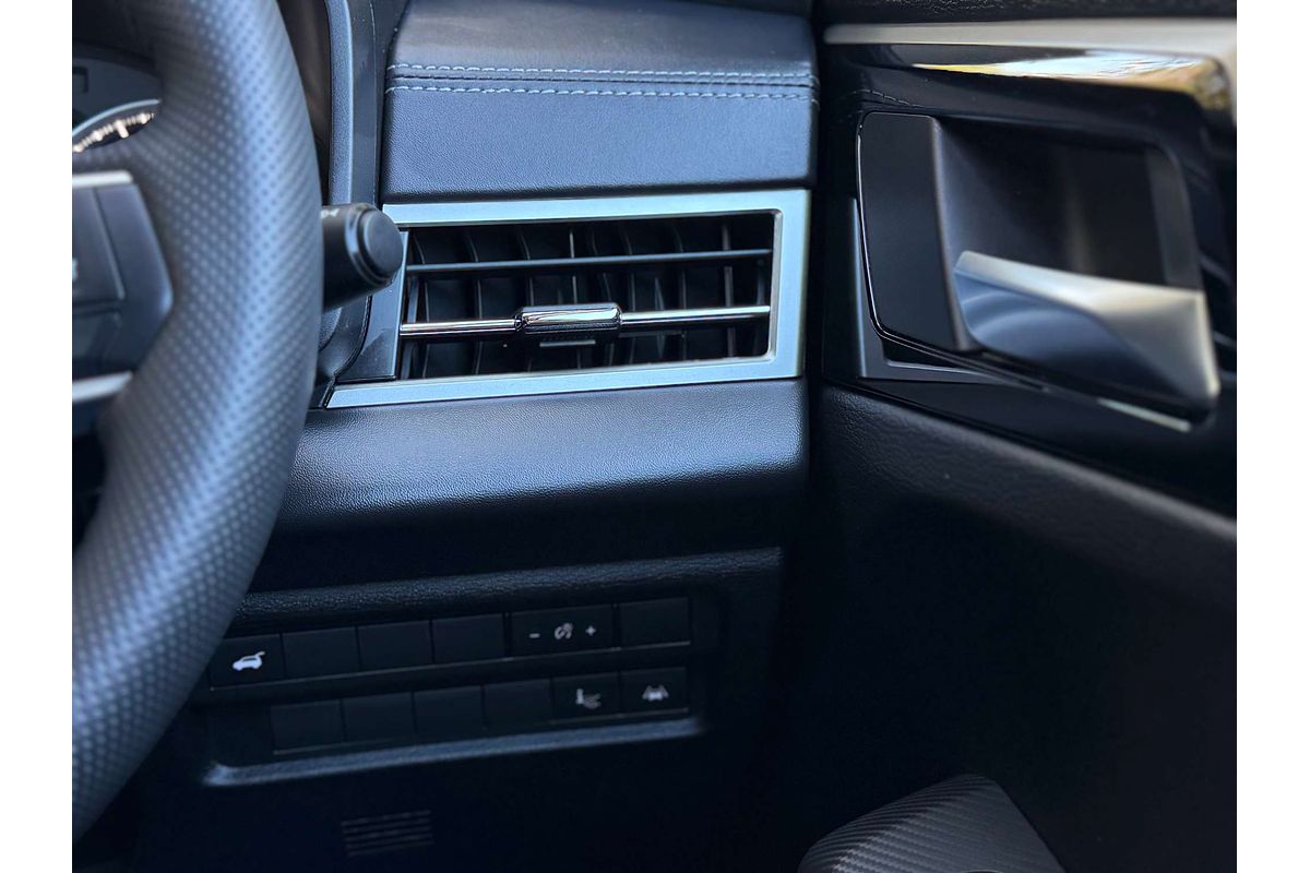 2025 Mitsubishi Outlander Aspire ZM