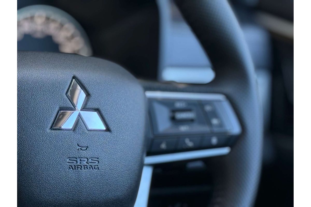 2025 Mitsubishi Outlander Aspire ZM