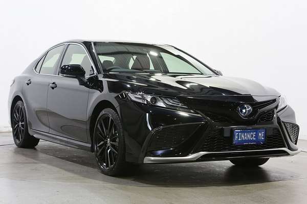 2023 Toyota Camry SX AXVH70R