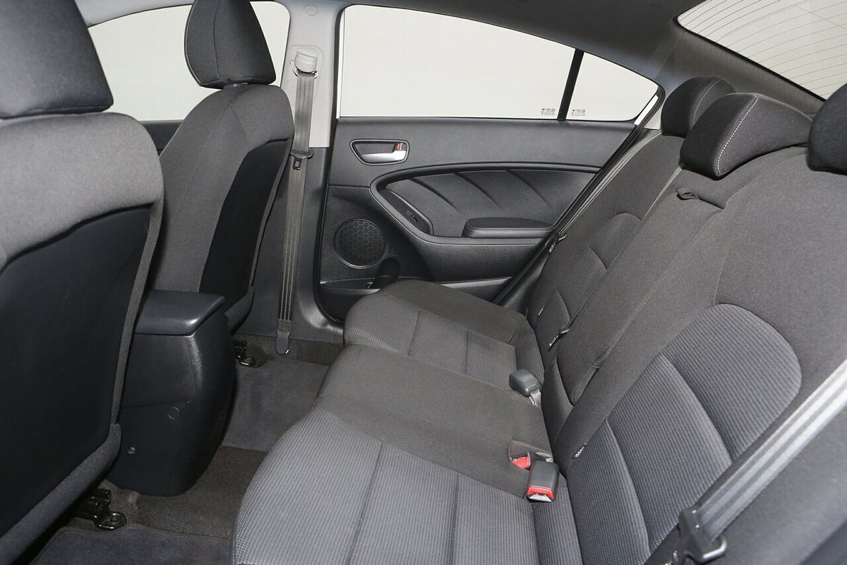 2017 Kia Cerato S YD