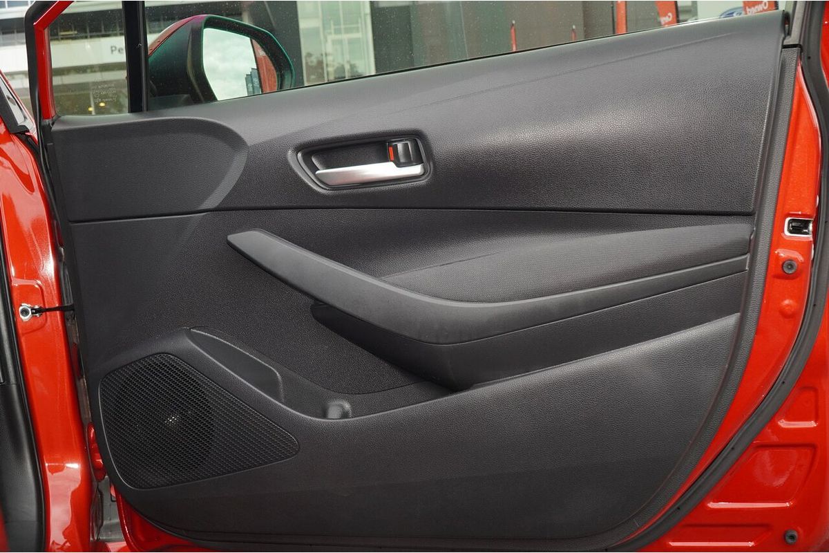 2020 Toyota Corolla SX Hybrid ZWE211R