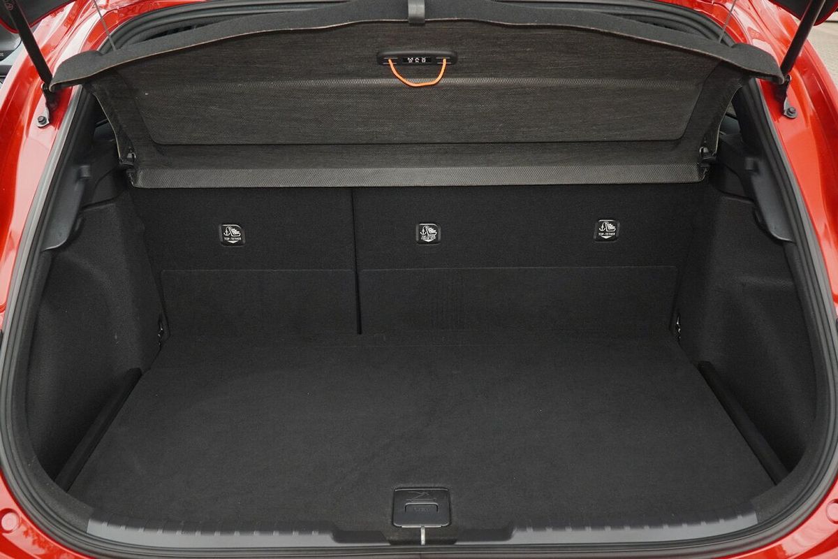 2020 Toyota Corolla SX Hybrid ZWE211R