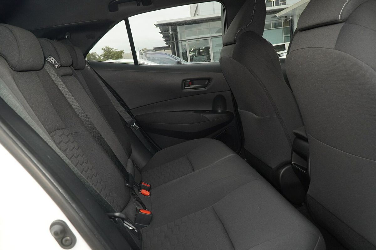 2022 Toyota Corolla Ascent Sport Hybrid ZWE211R