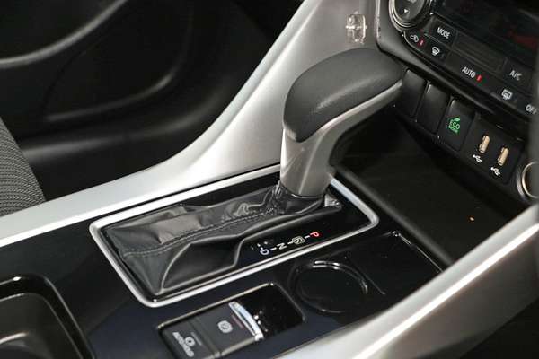 2023 Mitsubishi Eclipse Cross LS YB