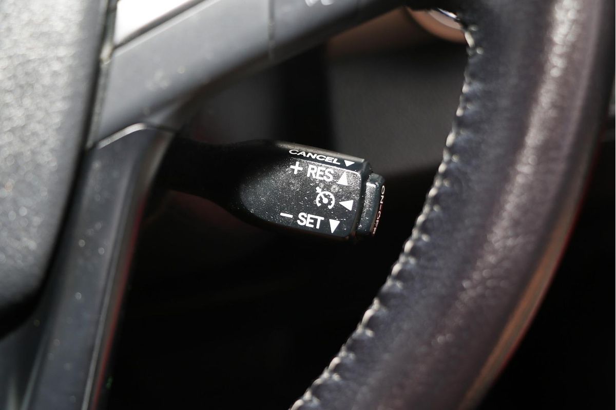 2017 Toyota Camry RZ ASV50R